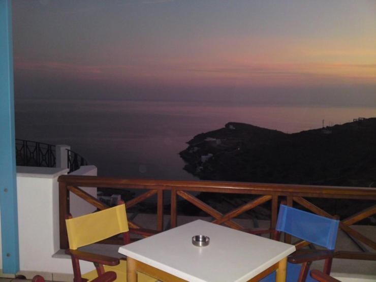 Kolitsani View Hotel Иос Хора Екстериор снимка