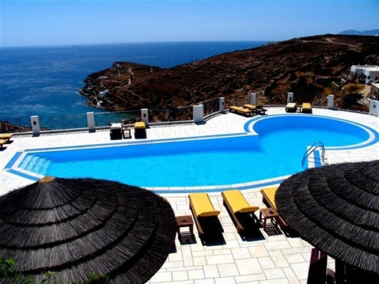 Kolitsani View Hotel Иос Хора Екстериор снимка