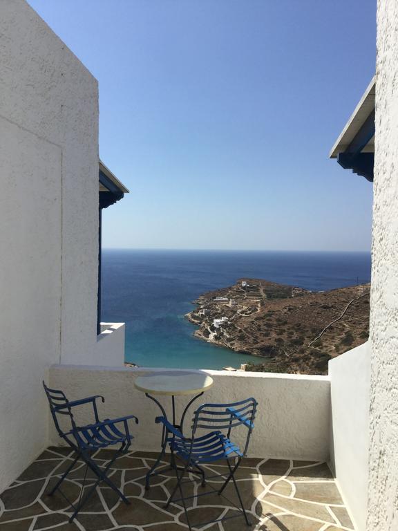 Kolitsani View Hotel Иос Хора Екстериор снимка