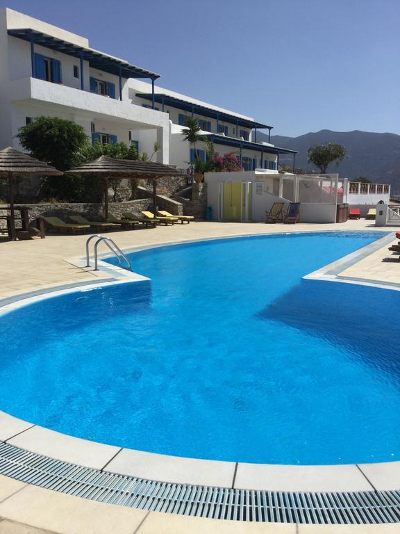 Kolitsani View Hotel Иос Хора Екстериор снимка