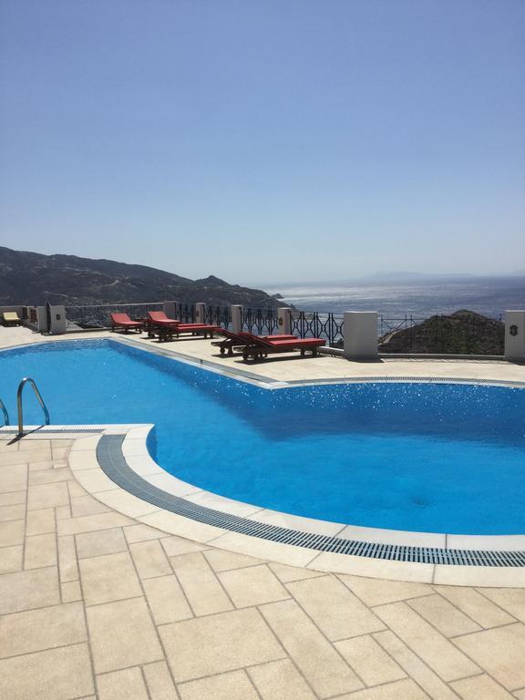 Kolitsani View Hotel Иос Хора Екстериор снимка